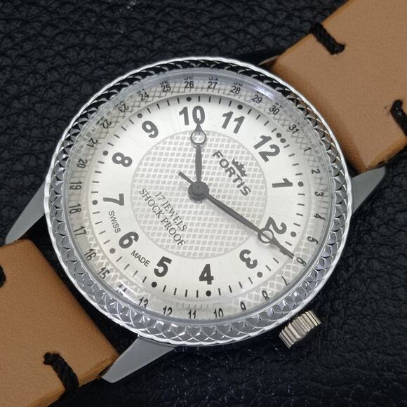 Vintage 1970 Fortis Manual Mens Silver Watch W/Leather Strap & Black accents - Picture 5 of 9